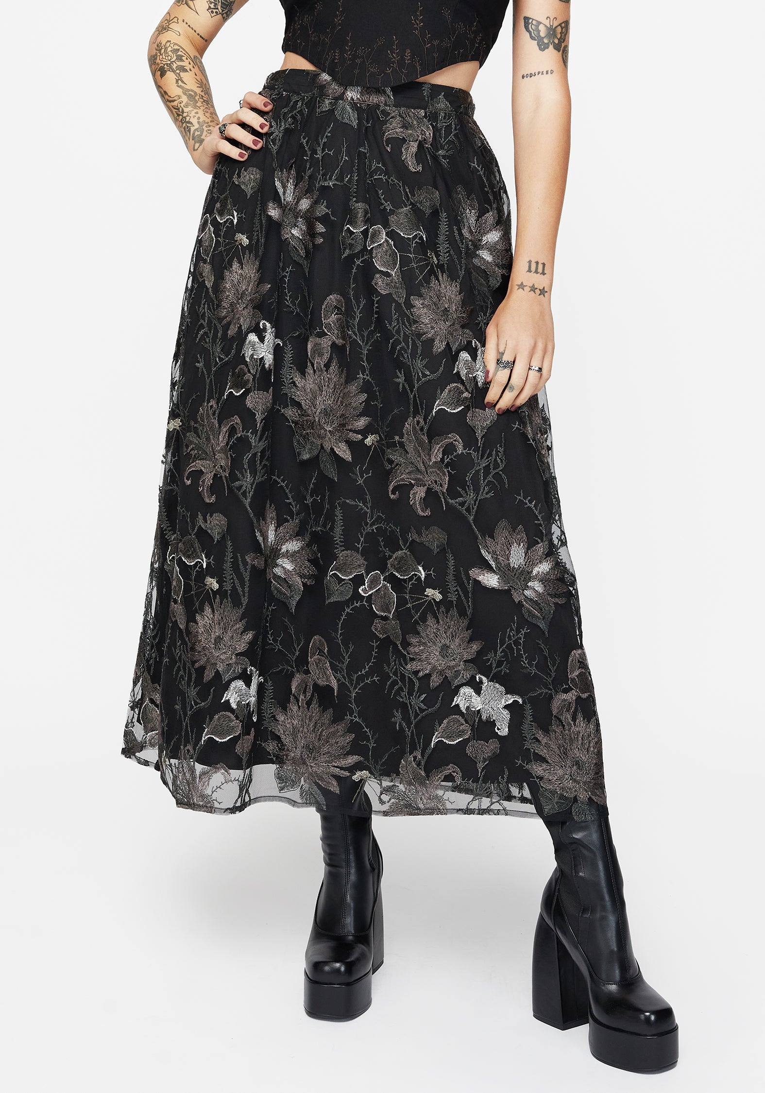 BT3961-UK6_ESTRIDEMBROIDEREDMESHGOWNSKIRT-BLACK_1