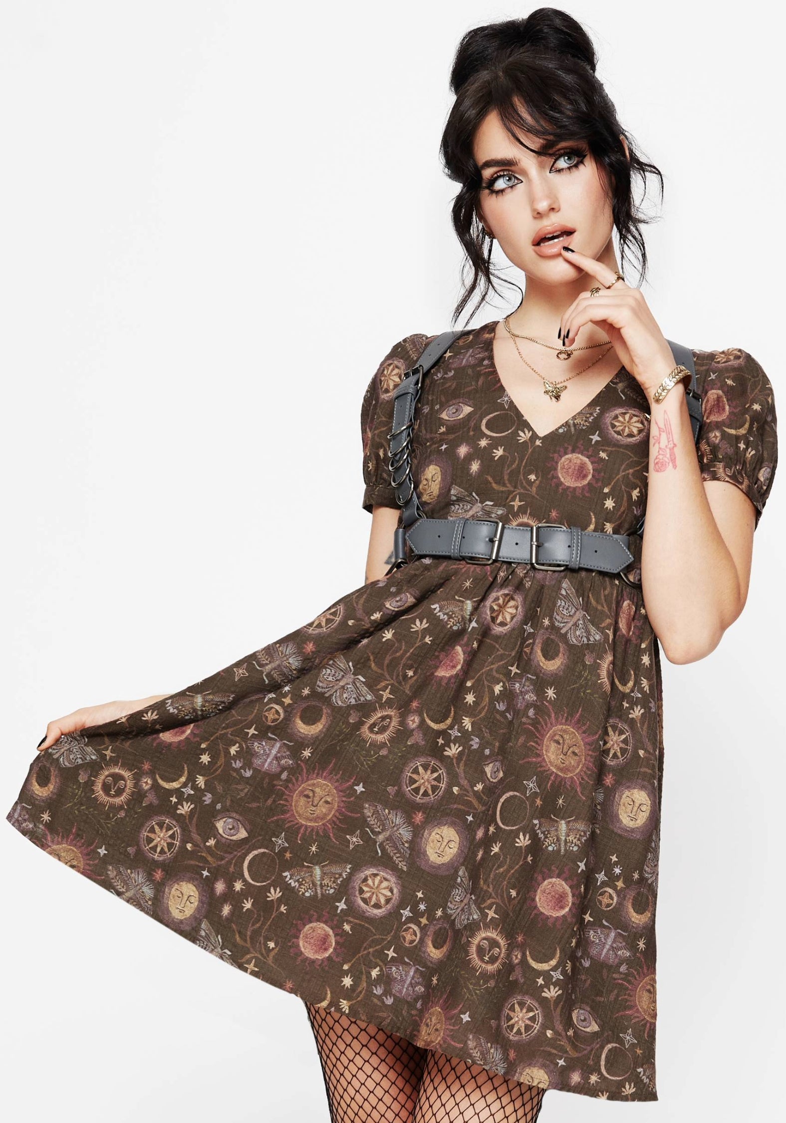 DR2679_RHEACOTTONBLENDMOTHANDMOONPRINTMINISMOCKDRESS5131CROP