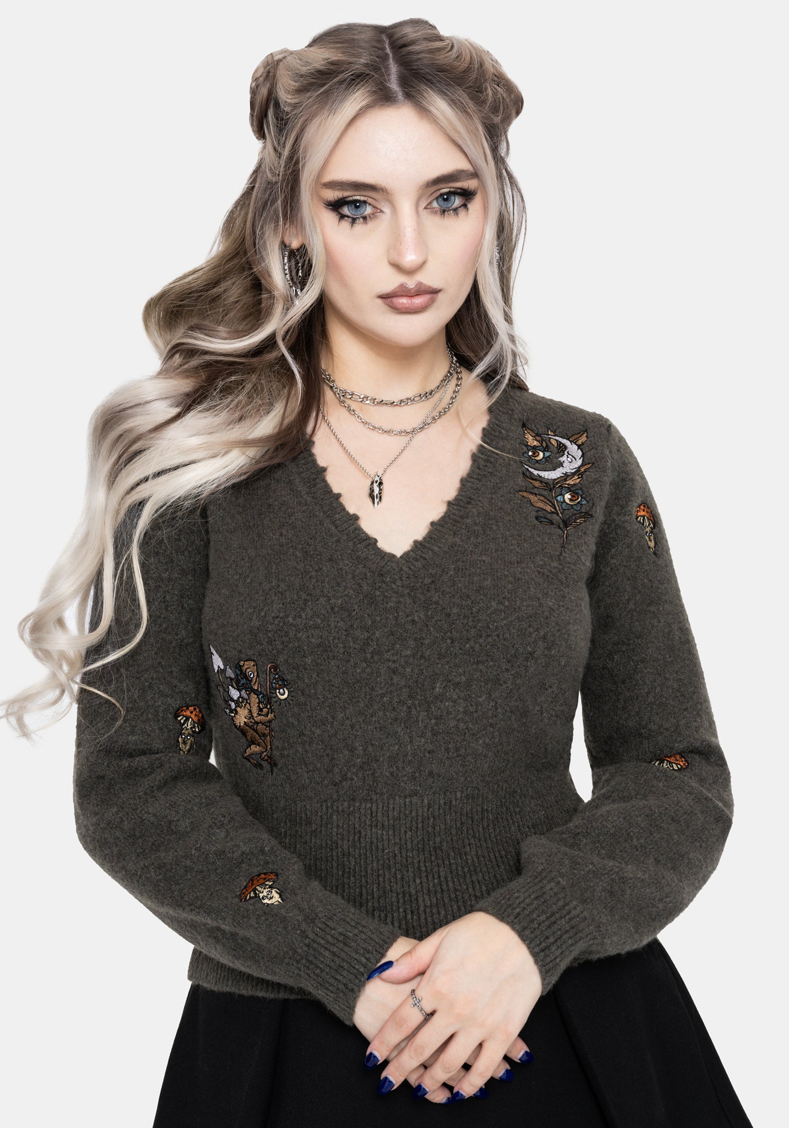 KN4836_CLEOVNECKFROGEMBROIDEREDKNITJUMPER_1