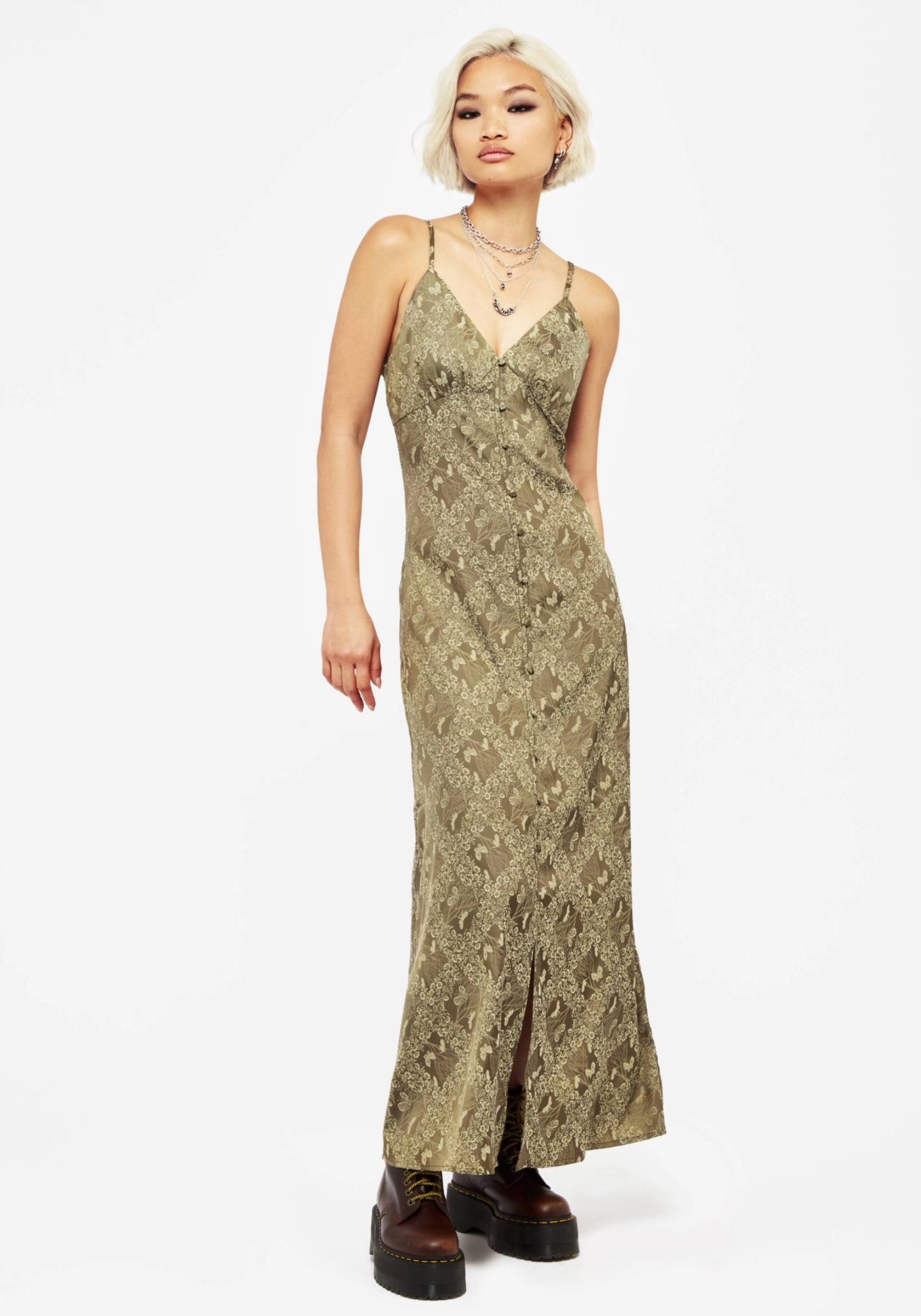 SS25DR1054_YARAFLORALPRINTBUTTONUPMAXISLIPDRESS_479resize