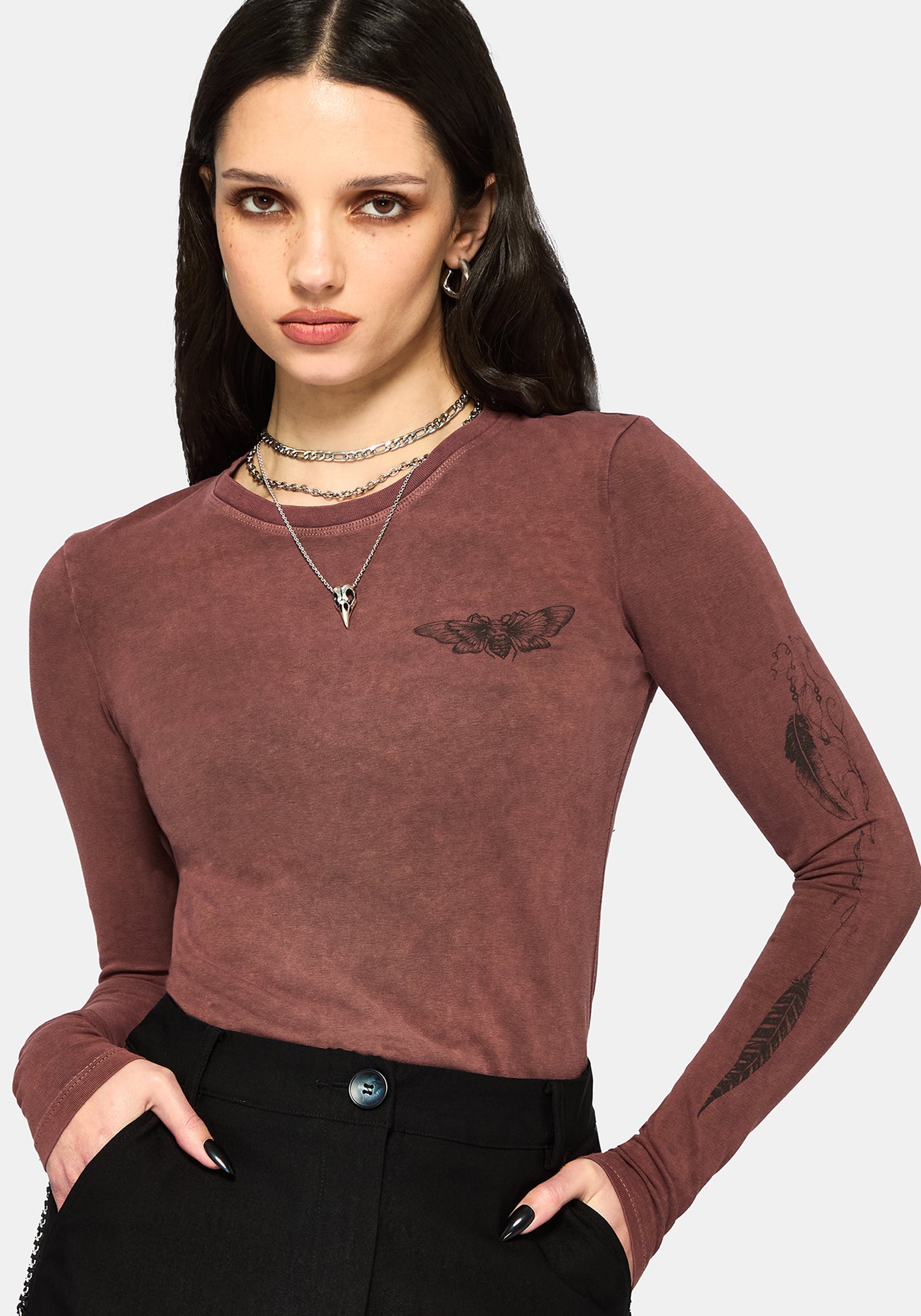 TO4170_WICKEDFEATHERLONGSLEEVEDFITTEDTEE_1